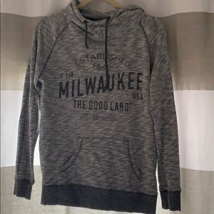 Milwaukee Wisconsin, kids XL sweatshirt